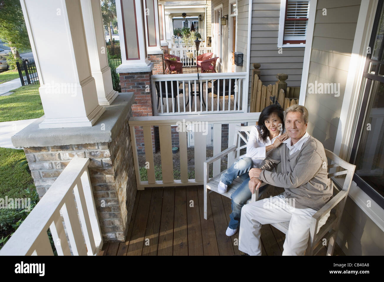 Elevated front porch hi-res stock photography and images - Alamy