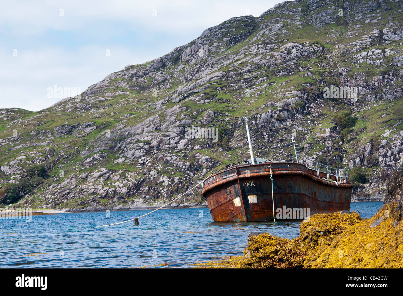 Tied up boat hi-res stock photography and images - Alamy