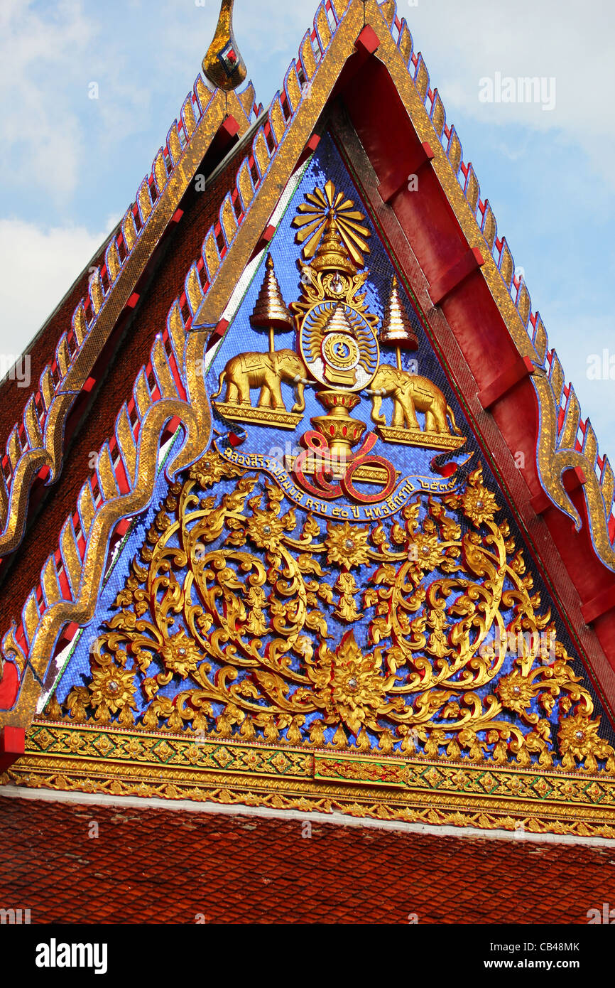 Buddhist temple in Bangkok, Thailand Stock Photo - Alamy