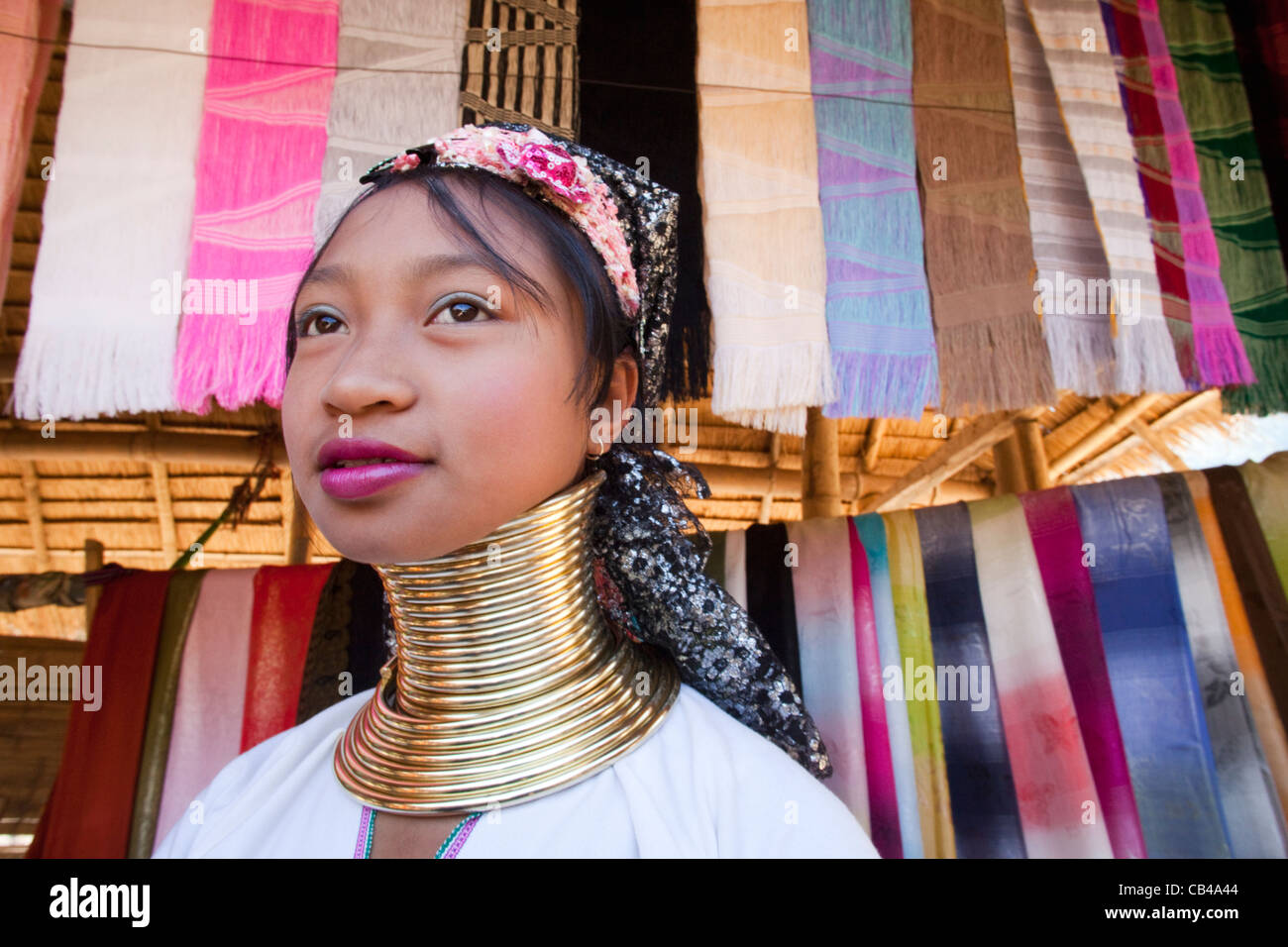 Long neck karen hilltribe woman hi-res stock photography and images - Alamy