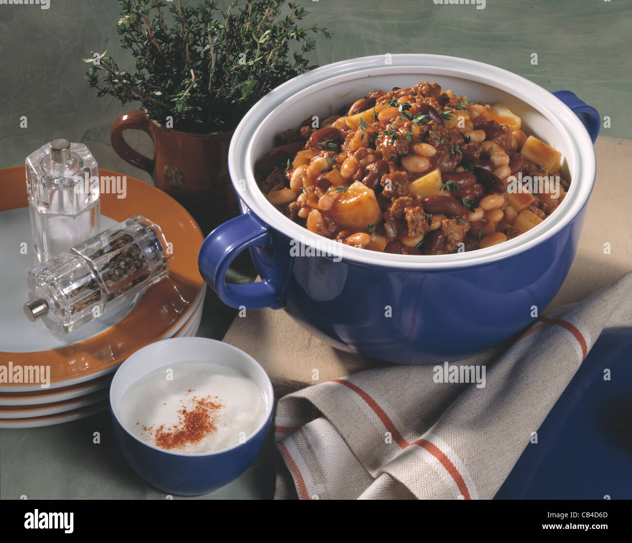 Minced meat bean stew Stock Photo Alamy