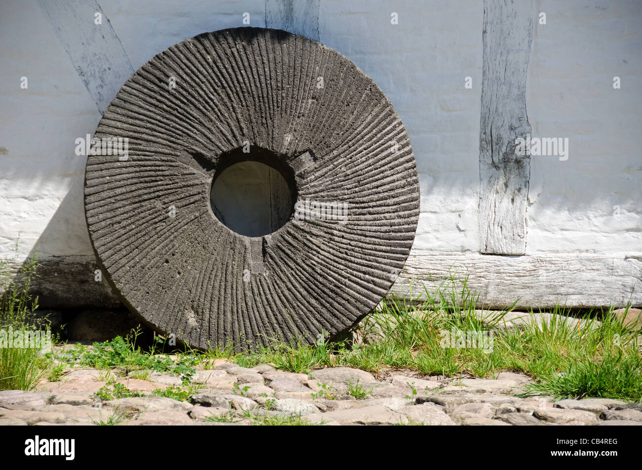 Stone age wheel hires stock photography and images Alamy