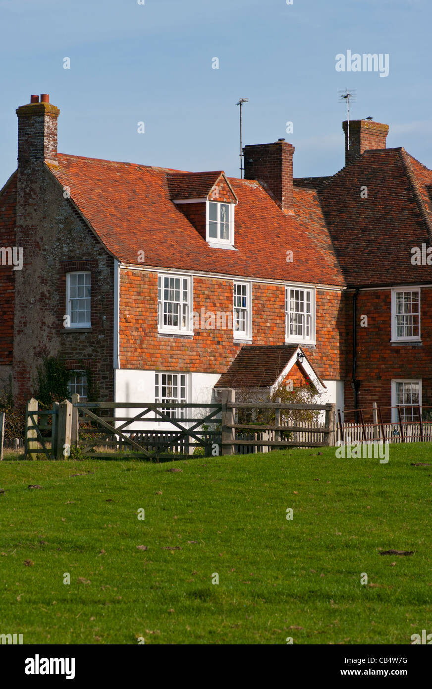 Country farmhouse uk hires stock photography and images Alamy