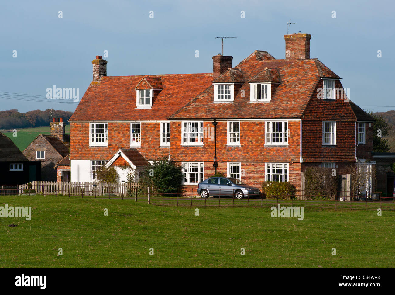 House exterior uk detached hires stock photography and images Alamy