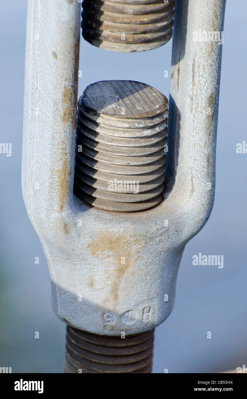 Bridge turnbuckle hires stock photography and images Alamy