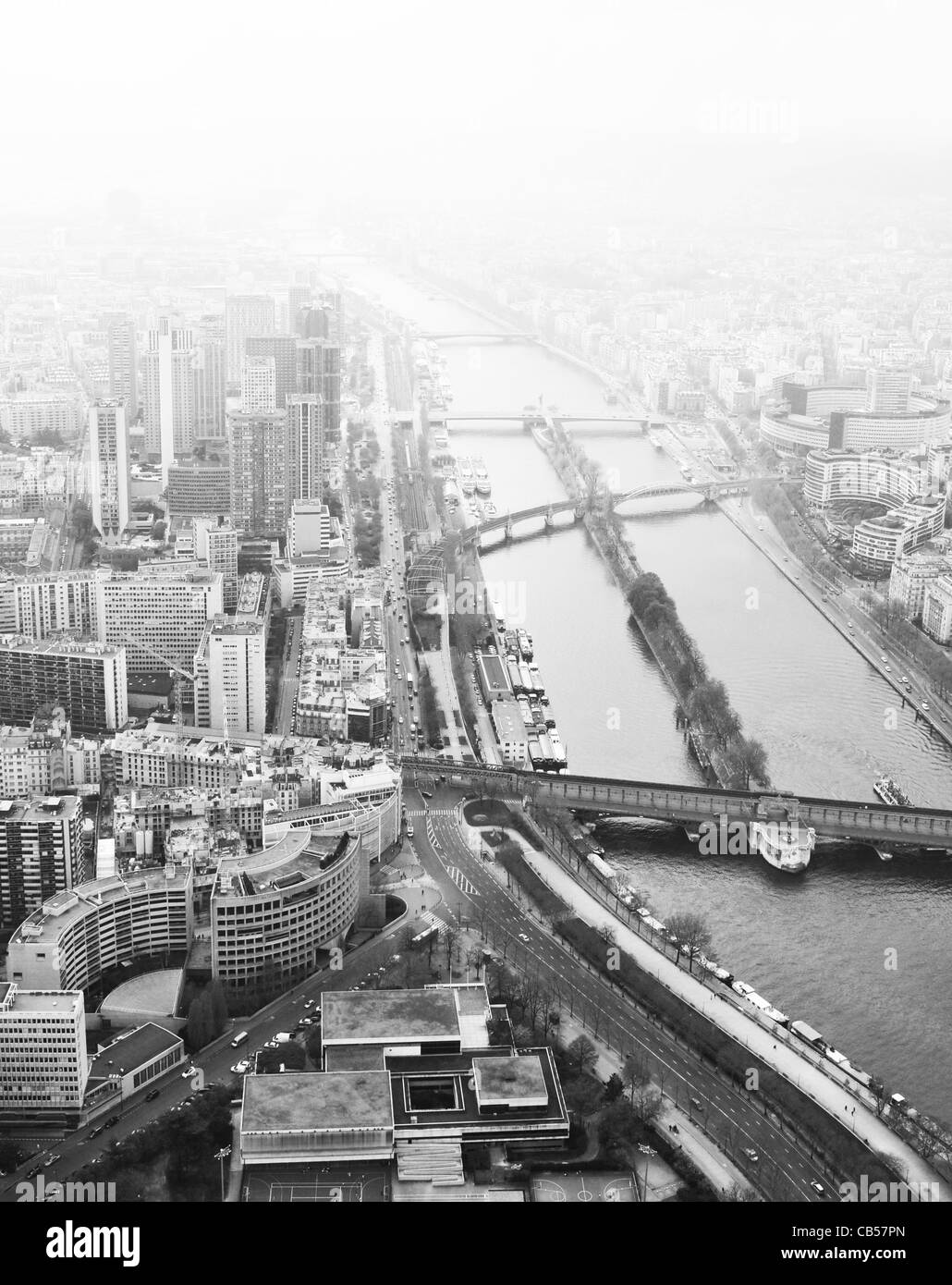 Paris tourist seine view Black and White Stock Photos & Images - Alamy