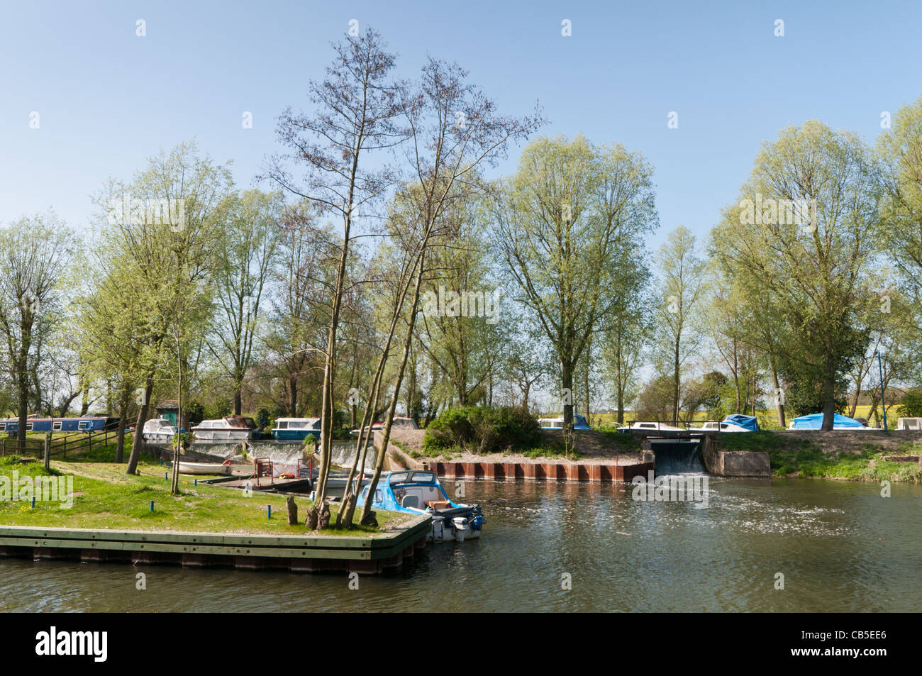 Paper Mill Lock on the Chelmer Navigation that runs from Heybridge to Chelmsford in Essex Stock Photo