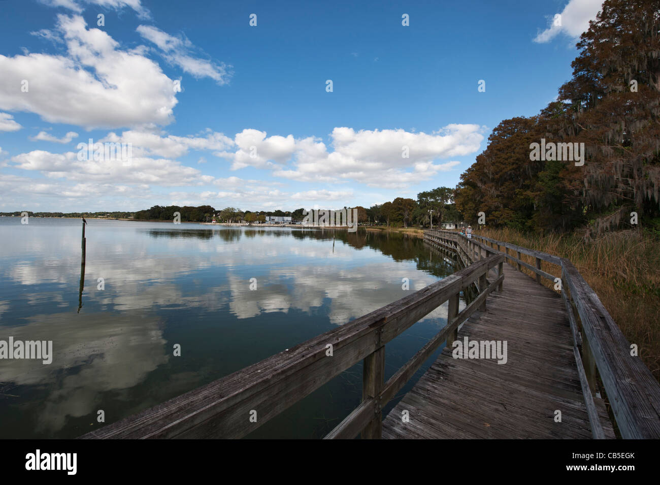 A boardwalk located at the Mount Dora Boat ramp parking area in Mt.Dora