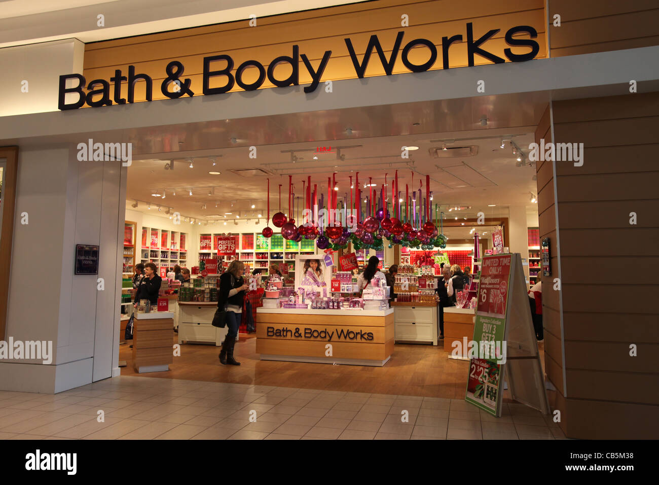 Bath and Body works store Christmas decoration in Fairview mall Kitchener, Ontario, Canada Stock Photo