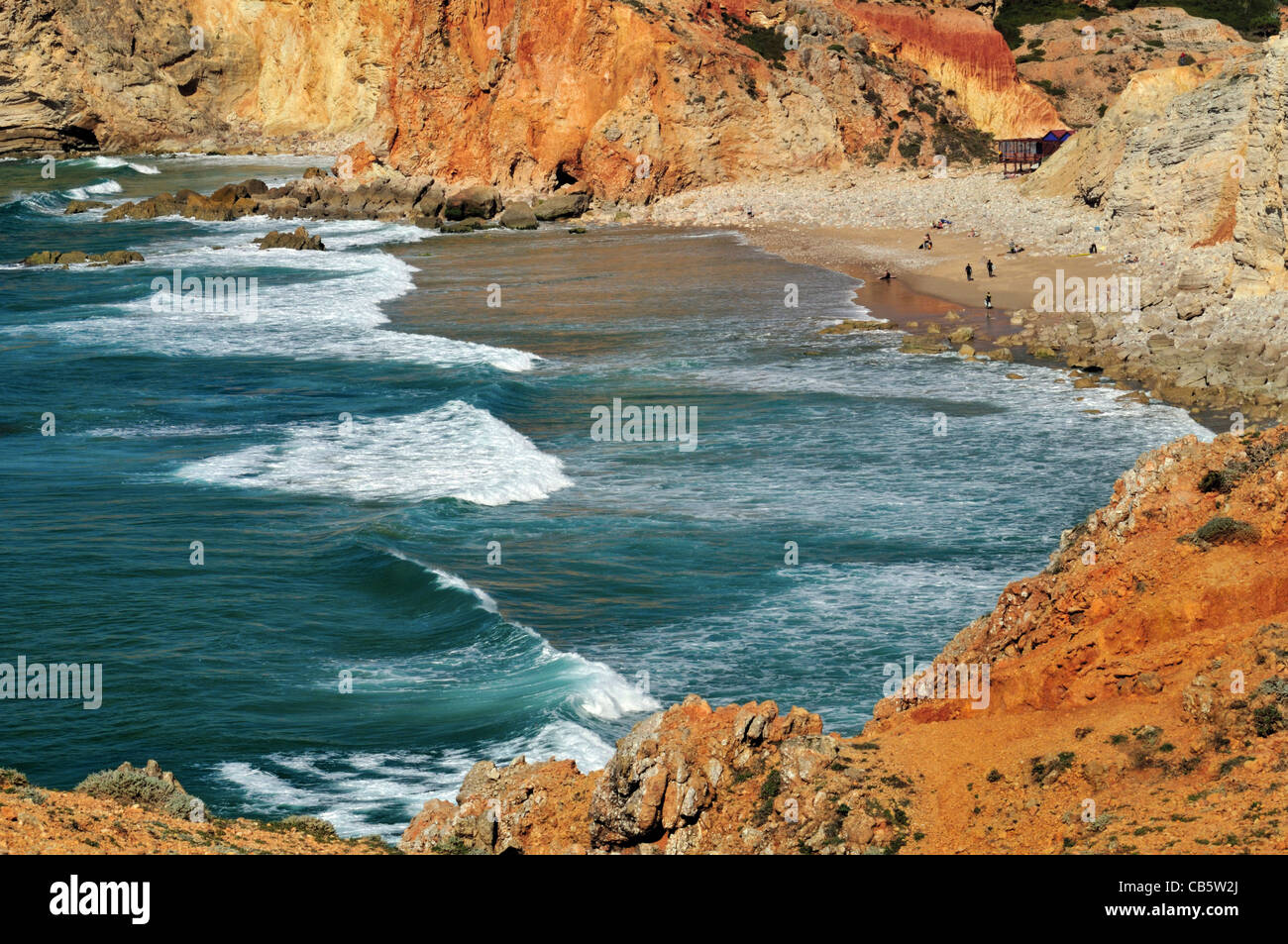 Portugal, Algarve: View to beach Praia do Tonel in Sagres Stock Photo
