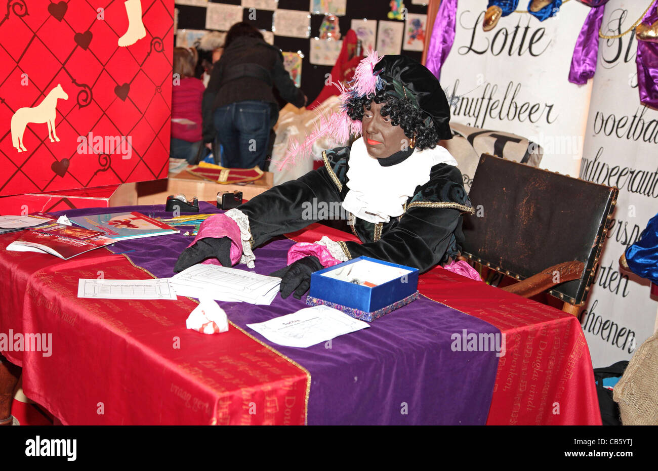 Zwarte Piet Dutch Folklore Hi Res Stock Photography And Images Alamy Zwarte Piet Dutch Folklore Hi Res Stock Photography And Images Alamy