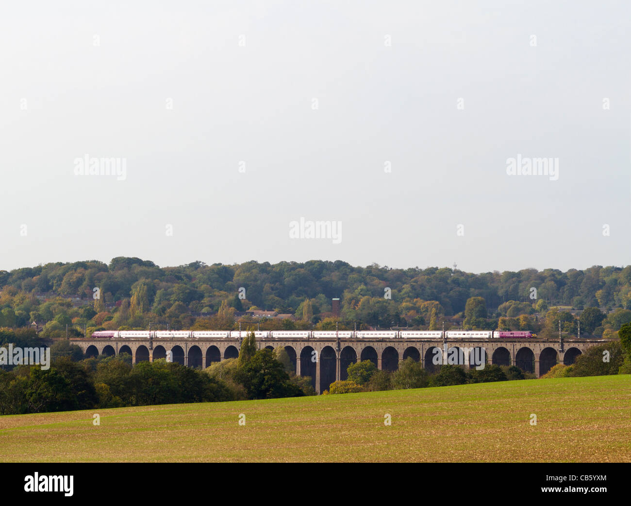 An East Coast Trains service crossing Welwyn Viaduct Stock Photo