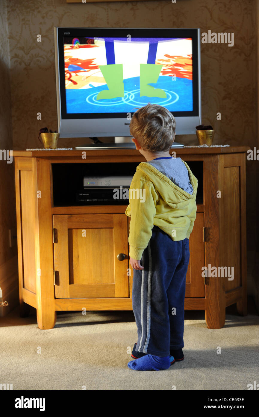 Childrens Tv High Resolution Stock Photography and Images Alamy