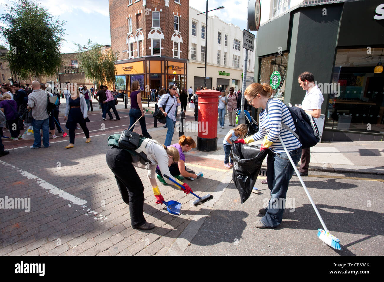 Aftermath of the summer riots and looting across London this August 2011, Clapham London UK. Photo:Jeff Gilbert Stock Photo
