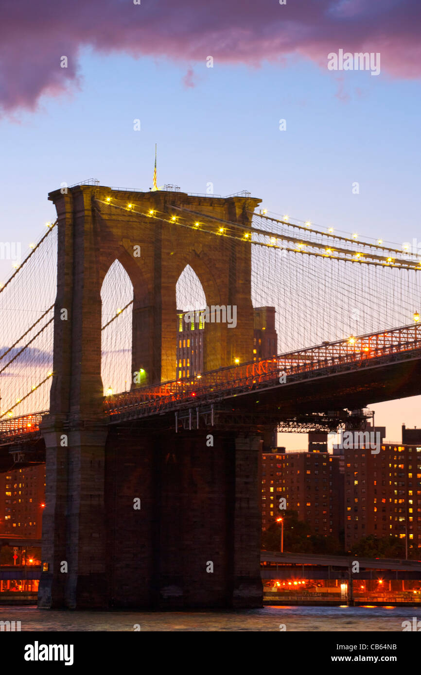 The Brooklyn Bridge over the East River Stock Photo
