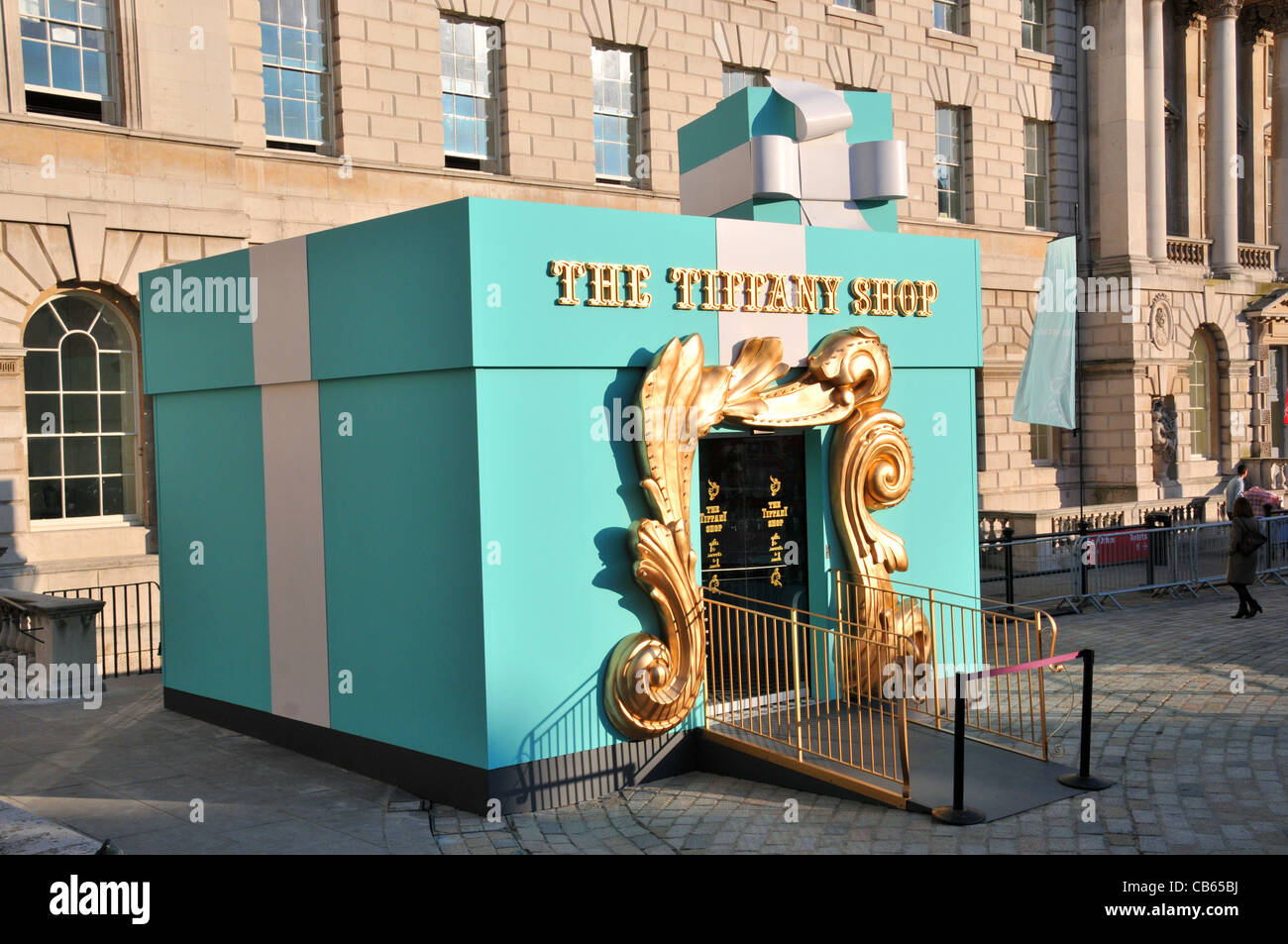 Somerset House Skate Ice skating Christmas London Stock Photo Alamy