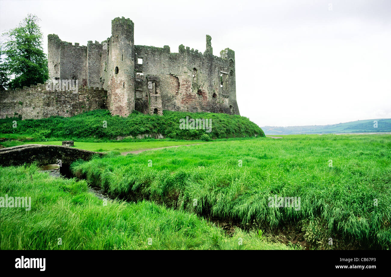 Laugharne Castle on the estuary of the River Taf, near St. Clears, Carmarthenshire, southwest Wales, UK Stock Photo