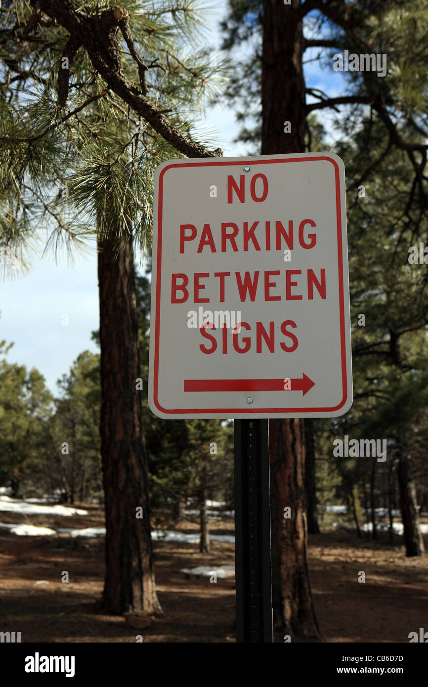 No parking sign usa hi-res stock photography and images - Alamy