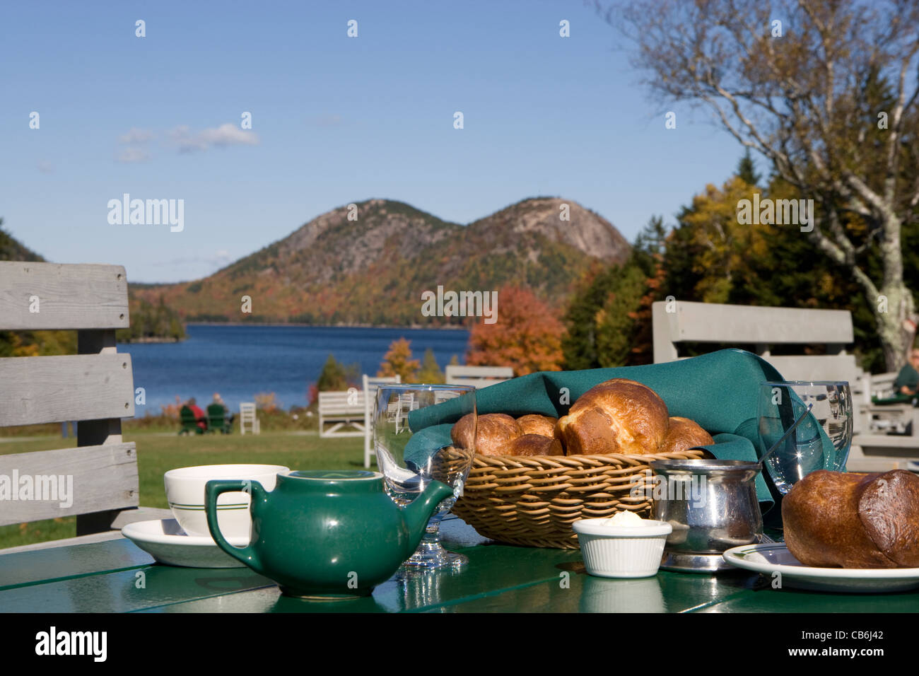 MAINE Mount Desert Island / Acadia Nat Park Jordan Pond House table