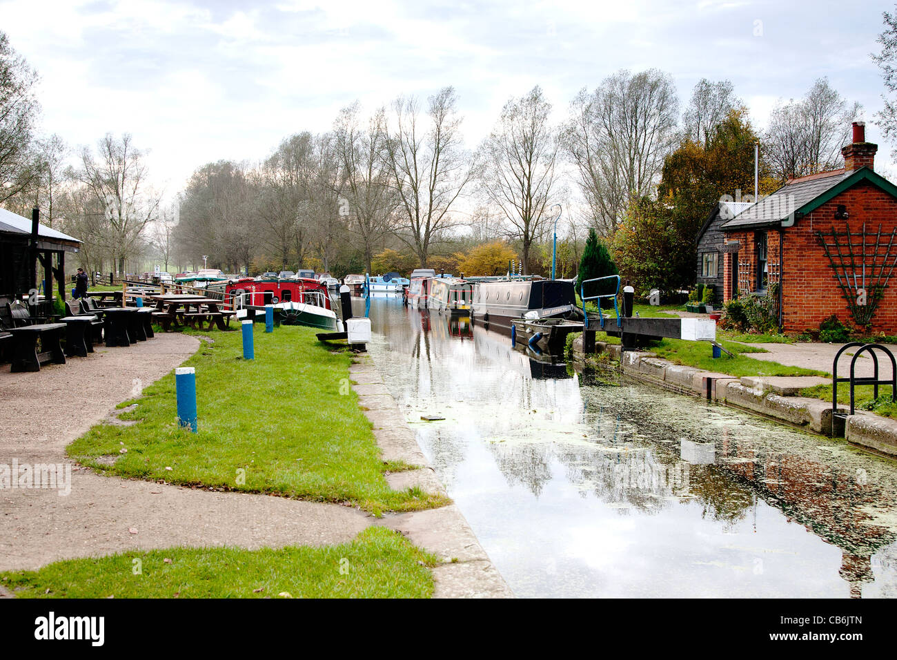 Papermill lock and leisure craft in Chelmsford Stock Photo Alamy
