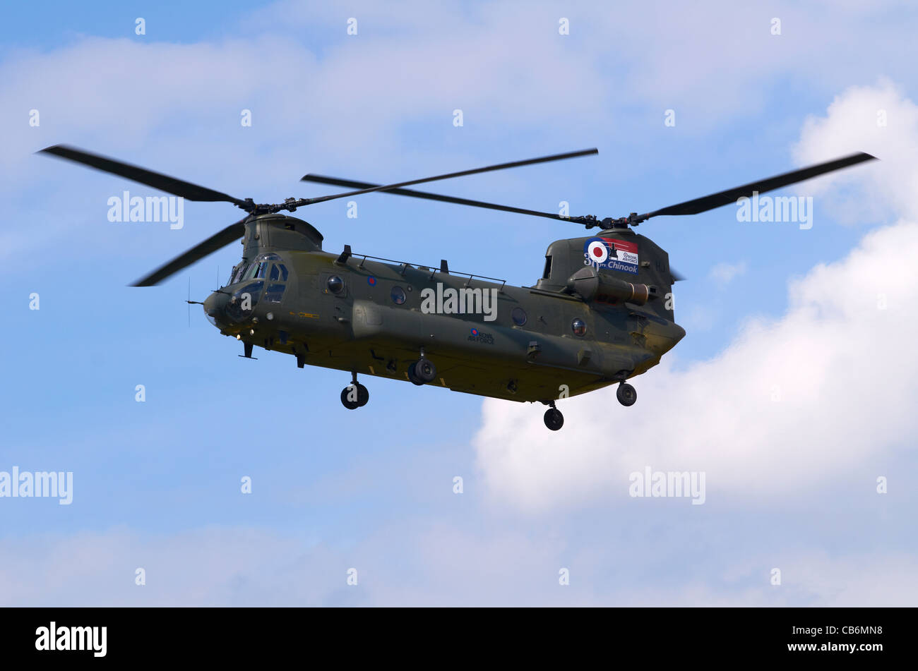Chinook HC2A helicopter, operated by 18/27 Squadron of the RAF, on approach for landing at RAF Fairford, UK Stock Photo