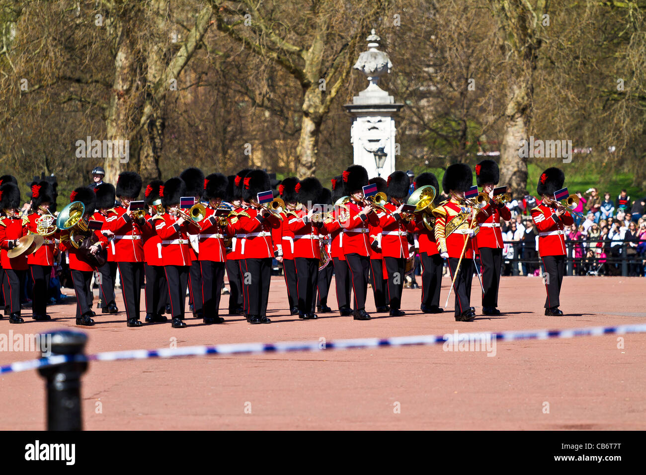 Changing the guard outside buckingham palace Stock Photo