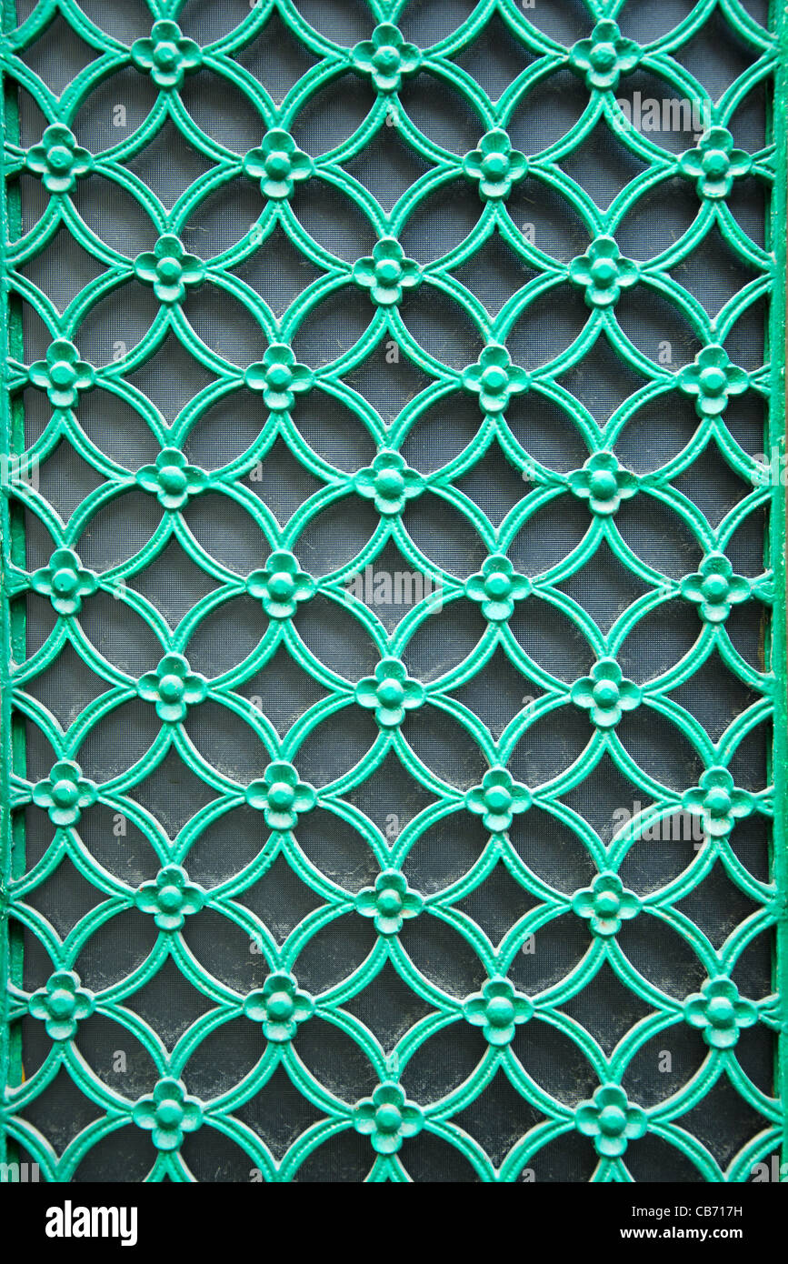Metal lattice door hi-res stock photography and images - Alamy
