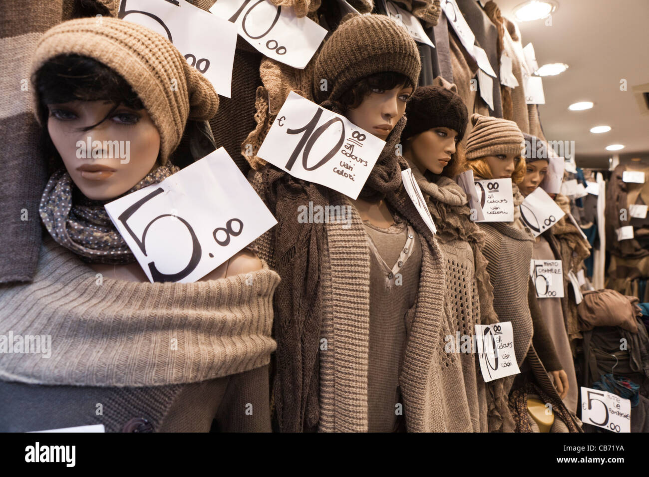 Bargain basement store hires stock photography and images Alamy