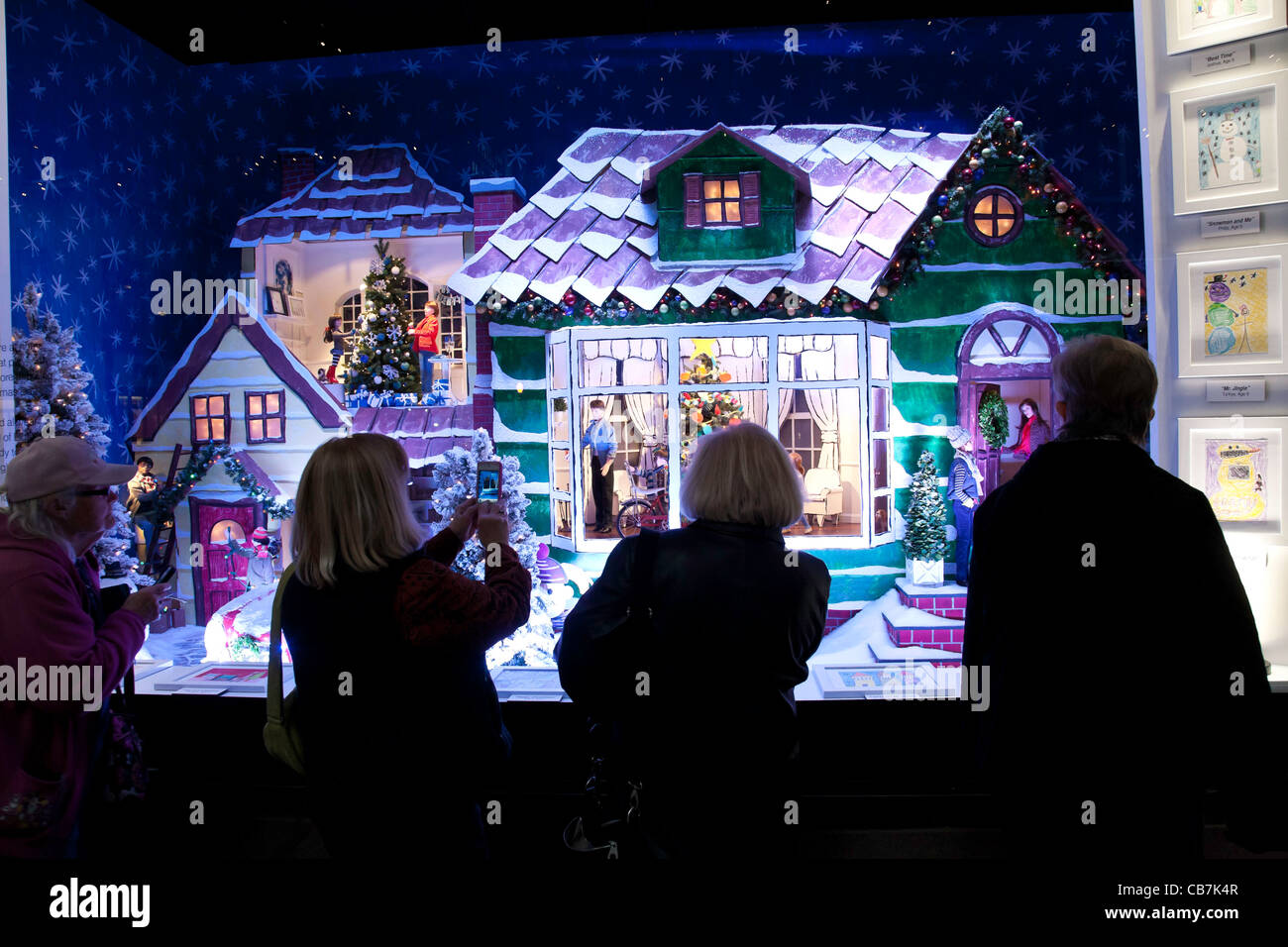 Christmas Windows, Lord & Taylor , NYC Stock Photo Alamy