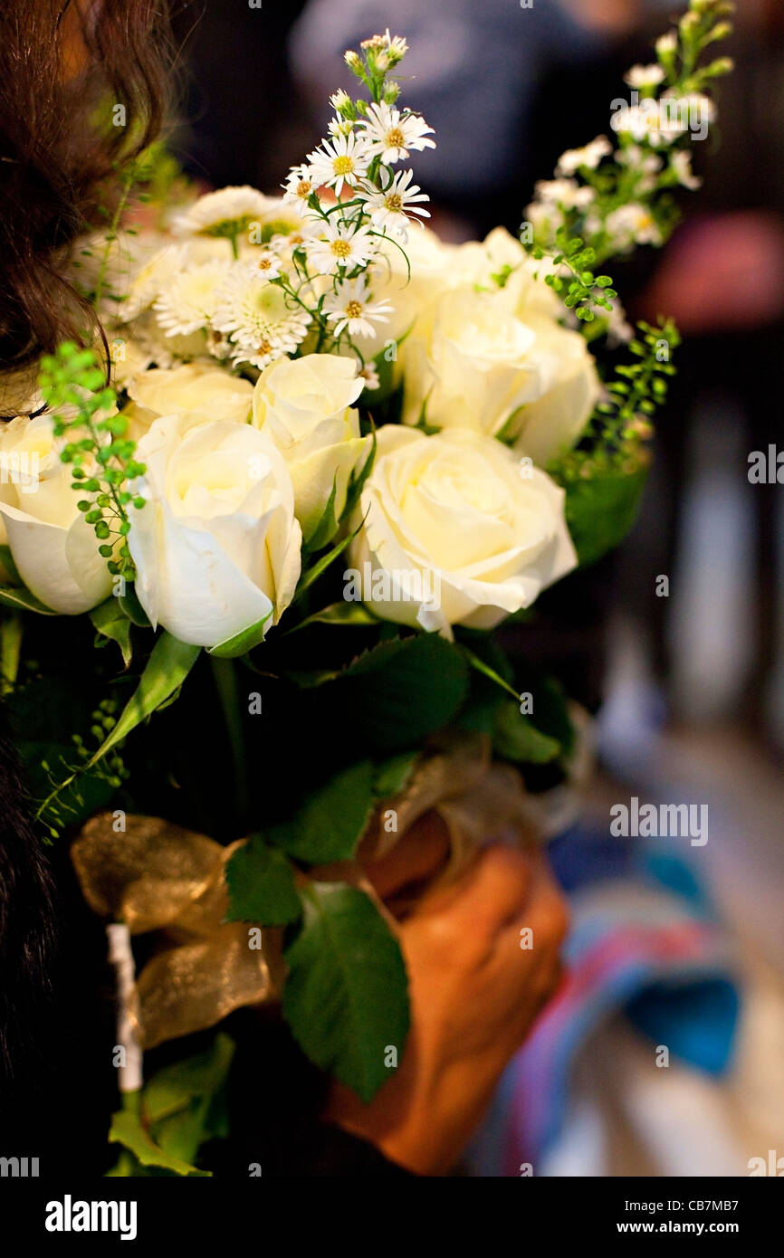 Wedding bouquet made off white roses Stock Photo - Alamy