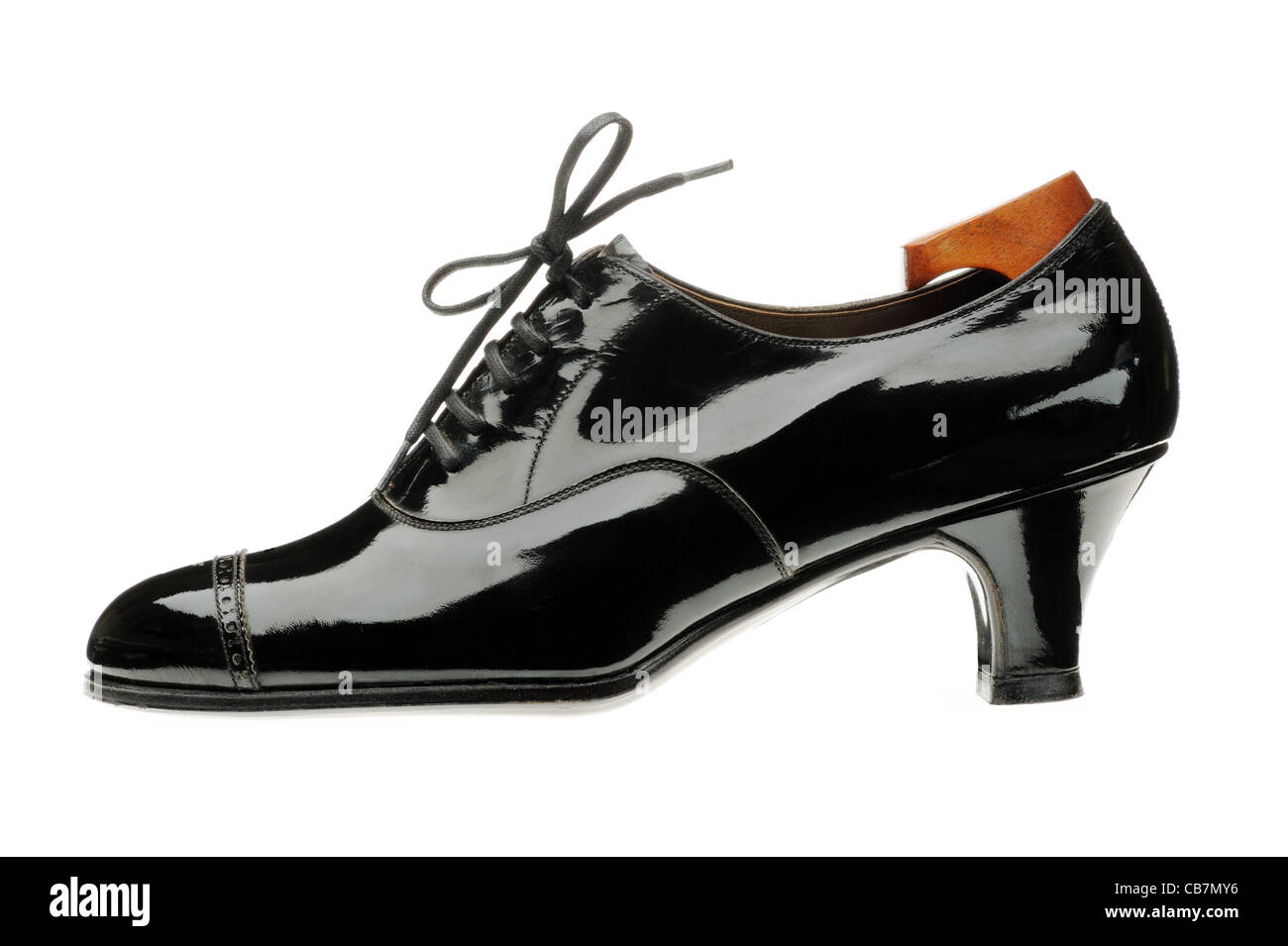 Ladies black patent leather shoe by 