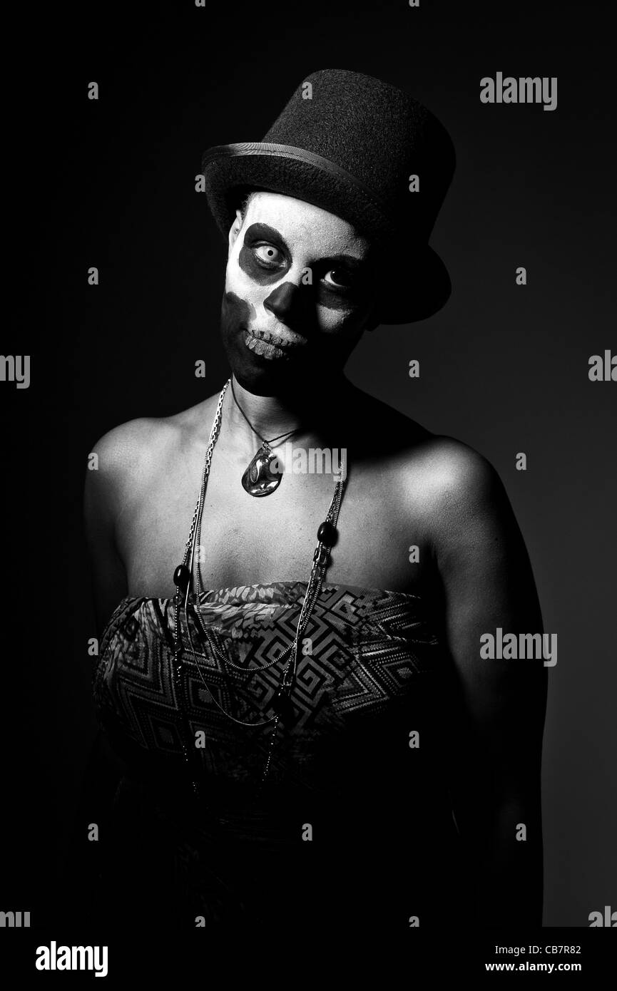 Voodoo priestess face paint hires stock photography and images Alamy