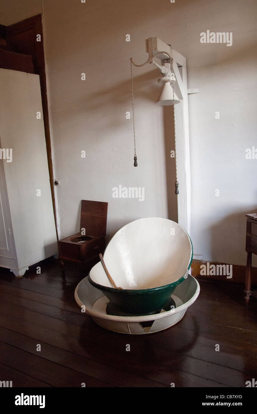 19th century toilet bathroom High Resolution Stock Photography and