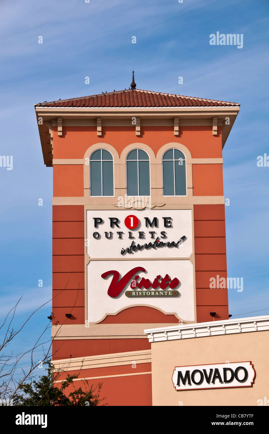 Premium outlet hi-res stock photography and images - Alamy