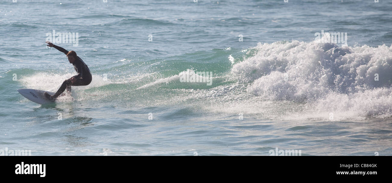 Cornwall swimmers in the water hi-res stock photography and images - Alamy