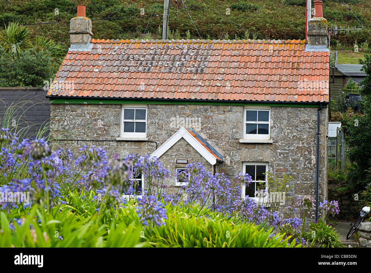 Cottage and garden Tresco Island Isles of Scilly Stock Photo