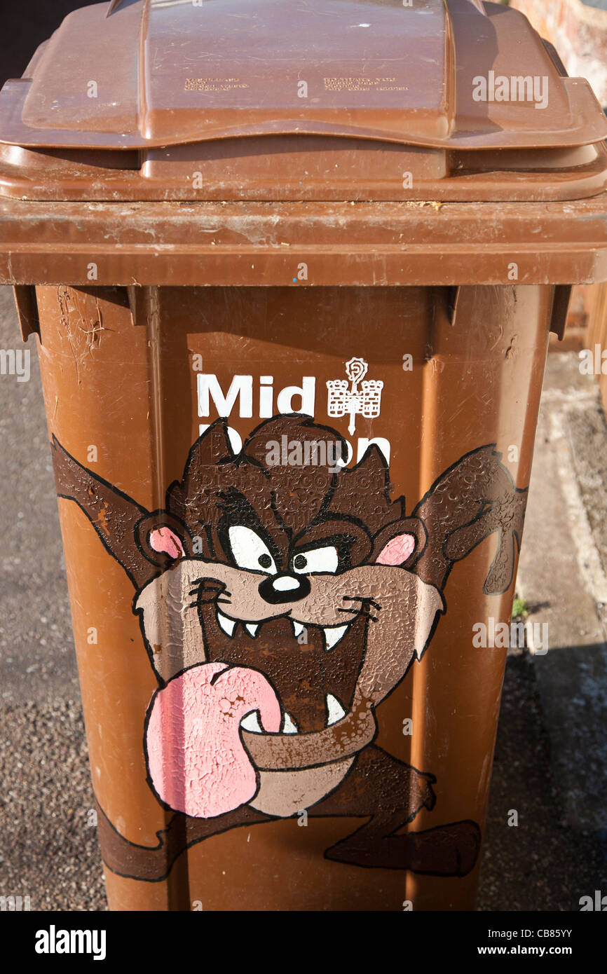 Brown recycle bin hires stock photography and images Alamy