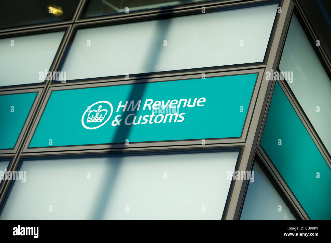 H and m revenue and customs sale