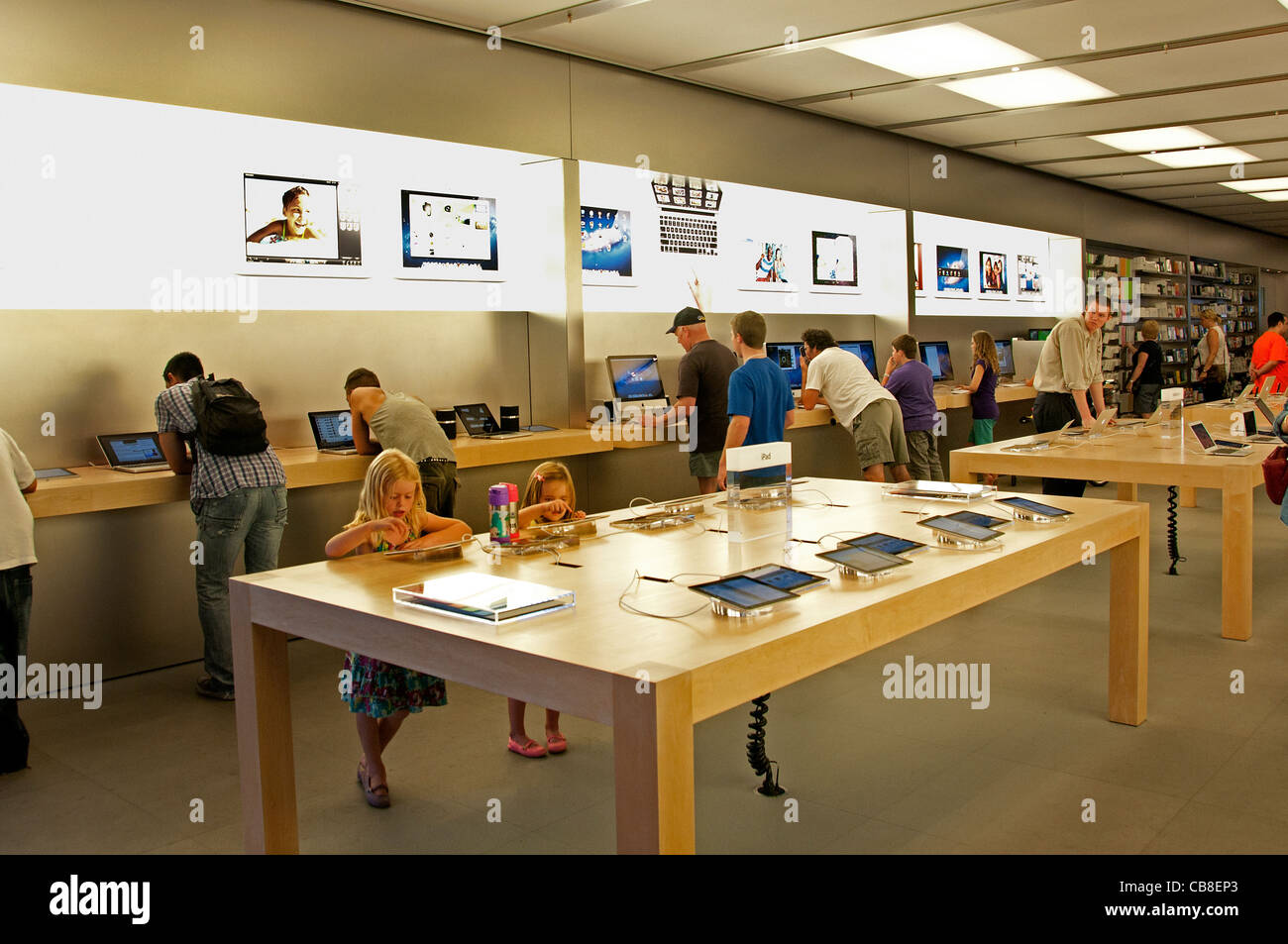 iPad Apple iPod Apple Store Shop United States Apple Store Los Angeles