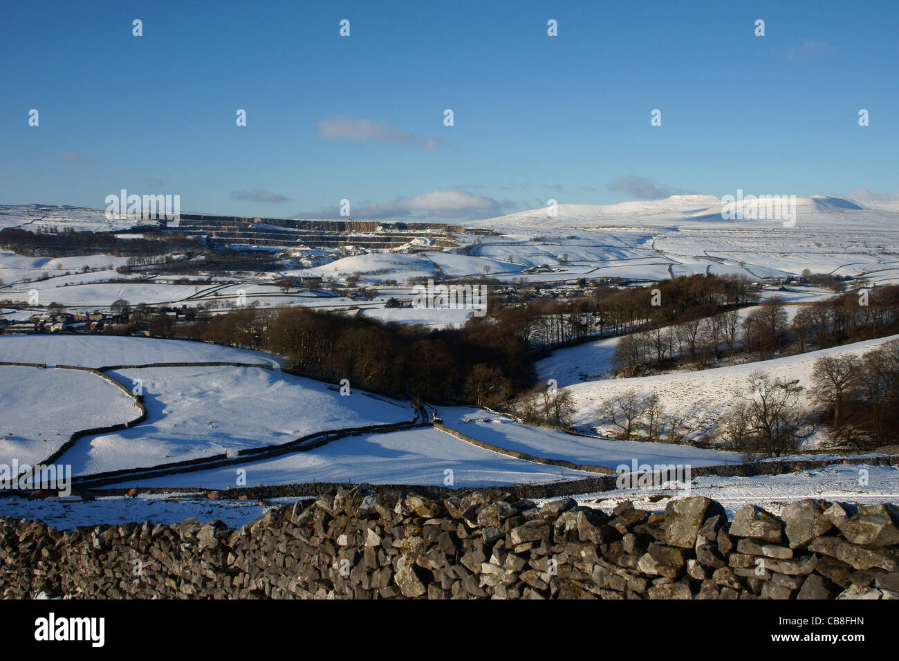 Ribblesdale in winter Stock Photo - Alamy