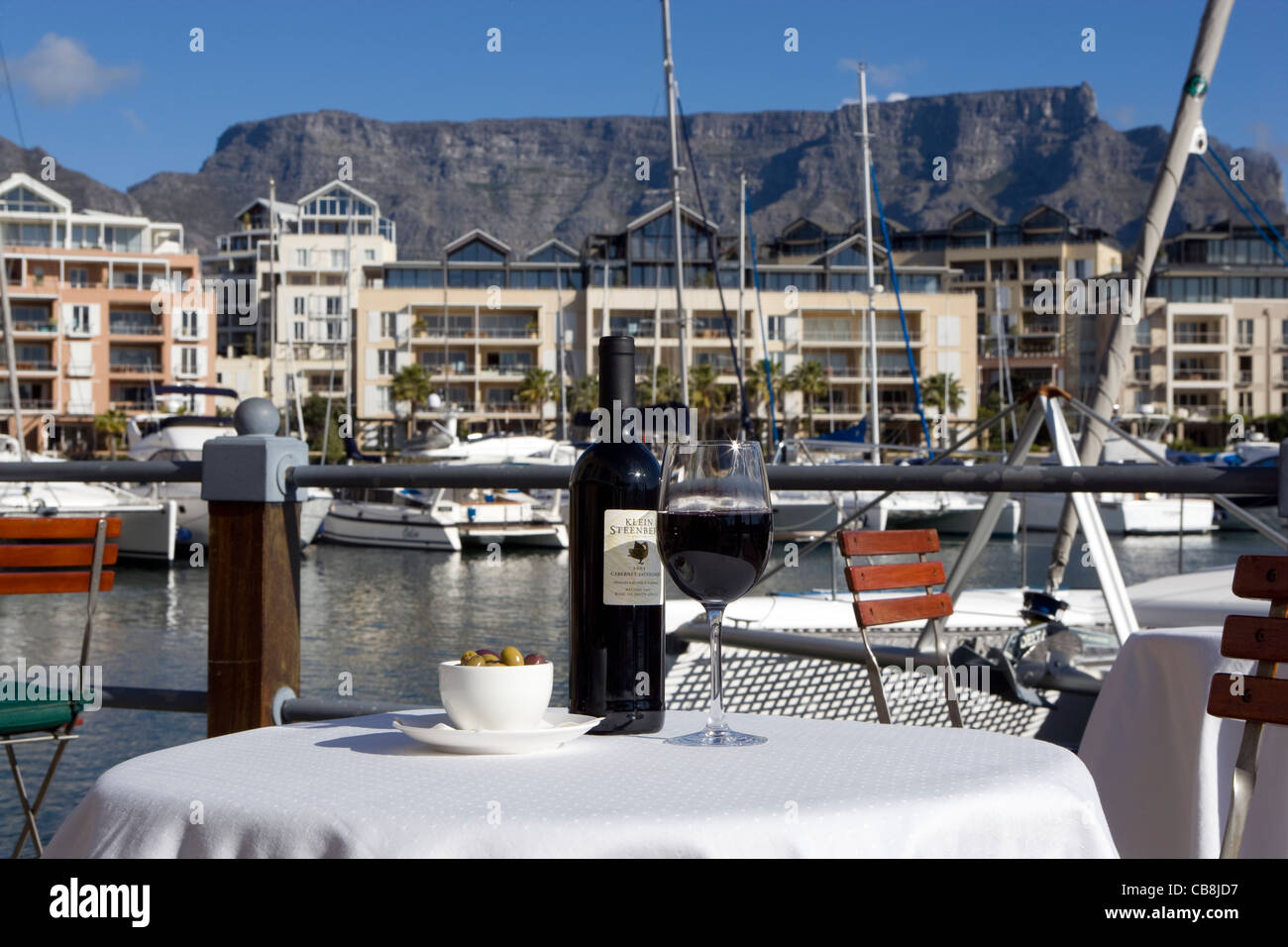 Cape Town V&A Waterfront Bascule Whisky & Wine Bar Stock Photo Alamy