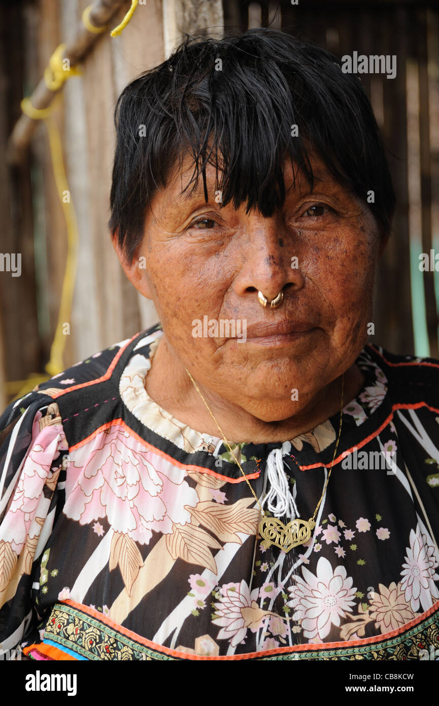 Kuna indian woman at Corbisky island in Guna Yala, Panama. Stock Photo