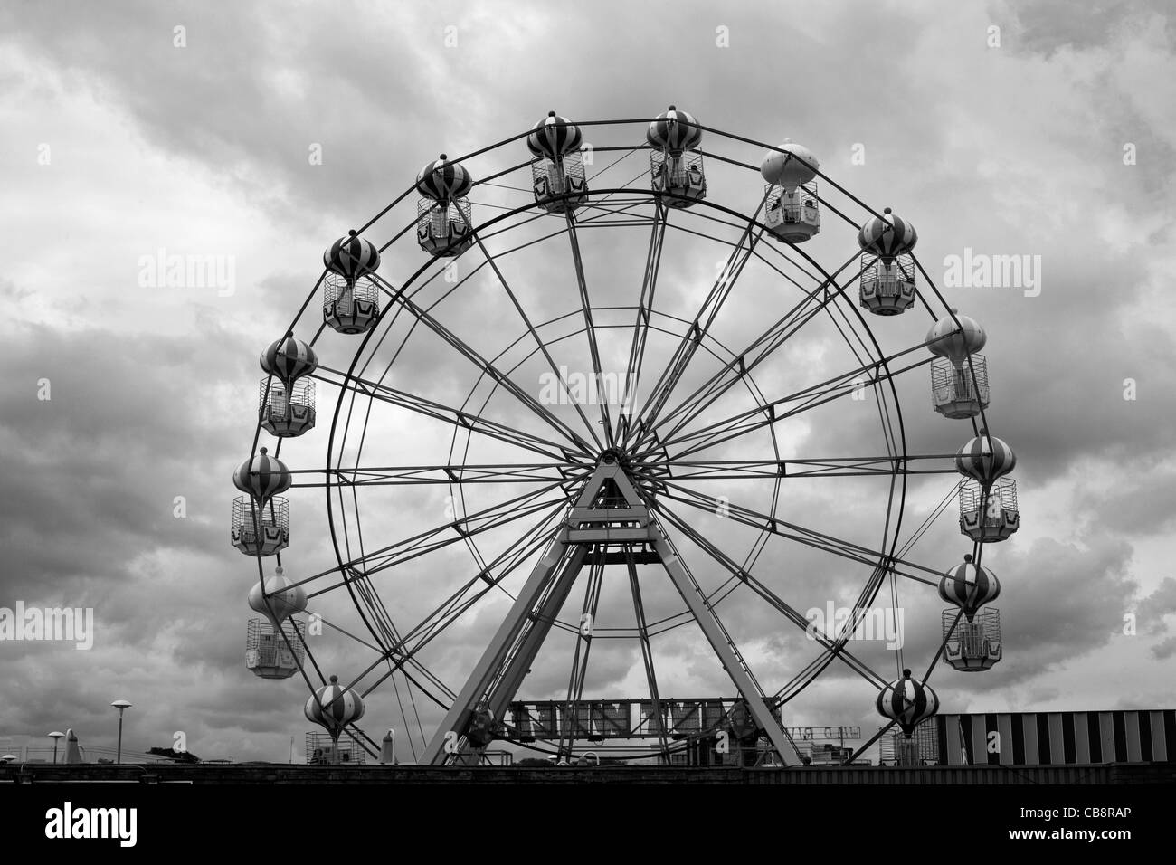 Big Wheel funfair Skegness Beach Lincolnshire Coast August 2011 Stock