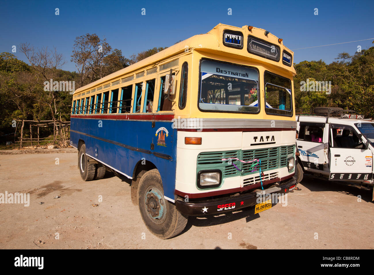 India, Meghalaya, East Khasi Hills, Cherrapunji, bus from Mawdat parked at Thangkharang Park viewpoint Stock Photo