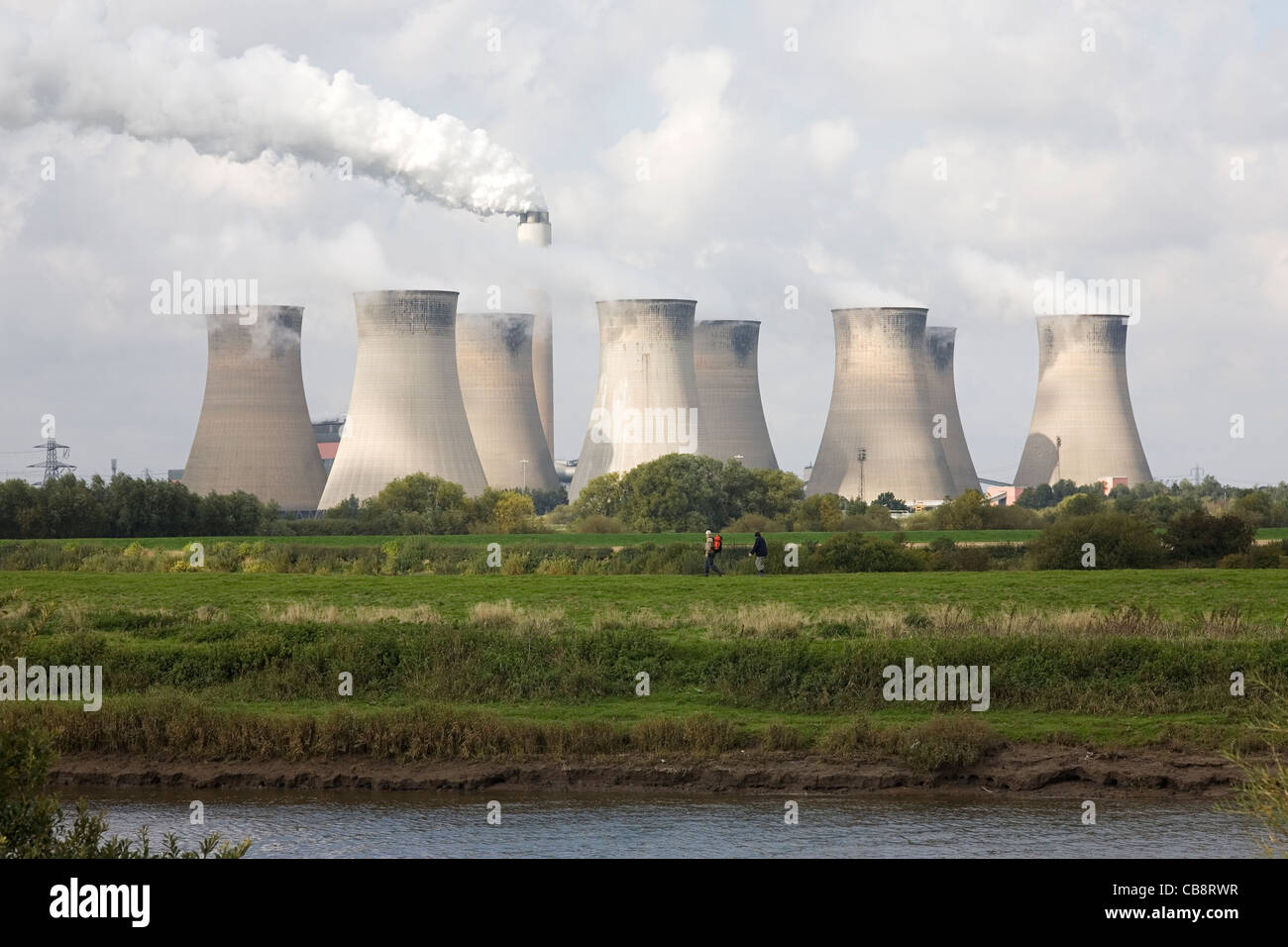Cottam Power Station Cooling Towers and River Trent Stock Photo
