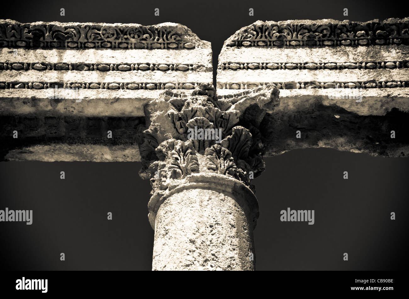 black and white highly contrasty image of ancient roman column Stock ...