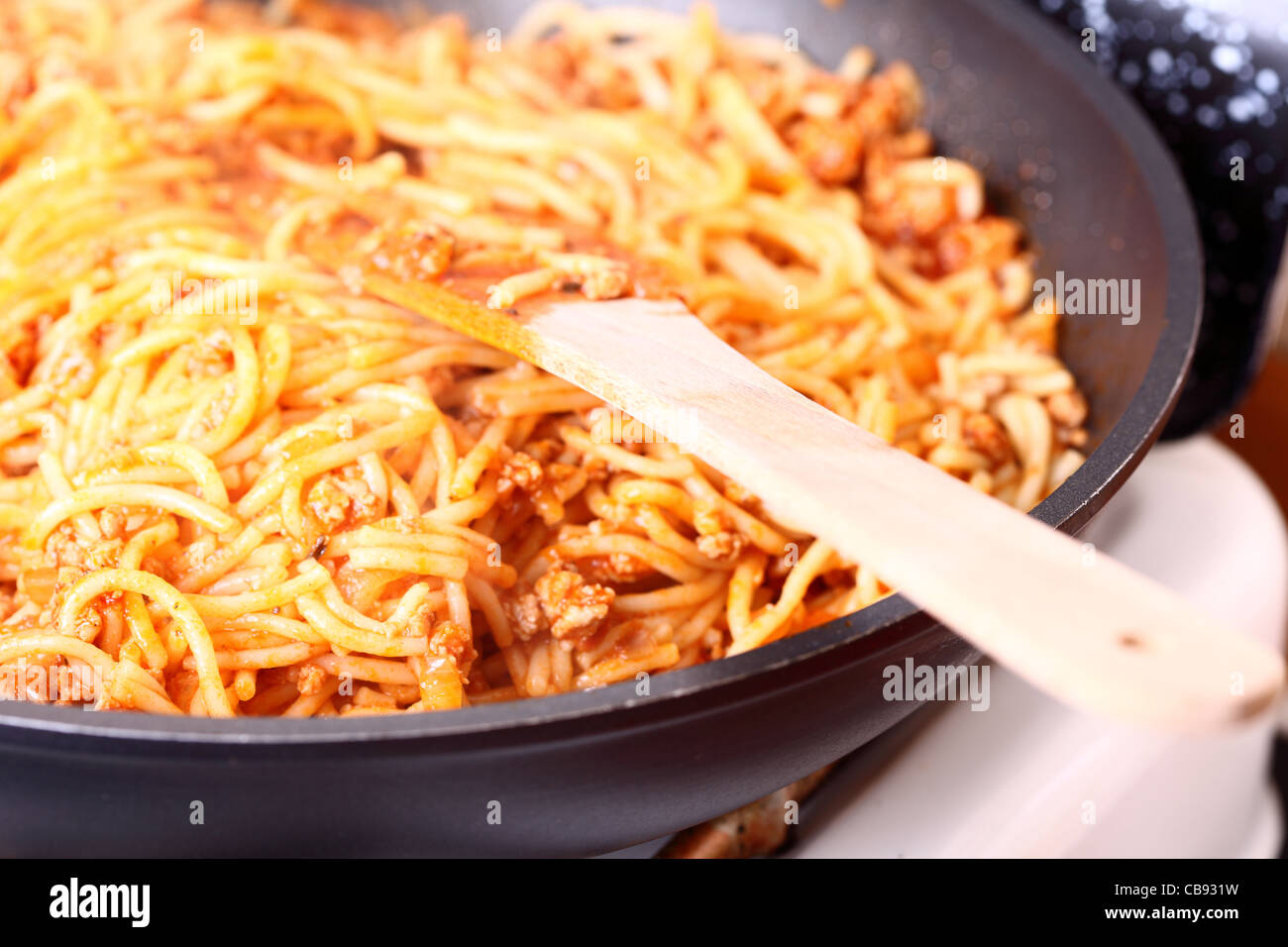 Boiling Spaghetti, frying pan, Pasta in a skillet Stock Photo Alamy