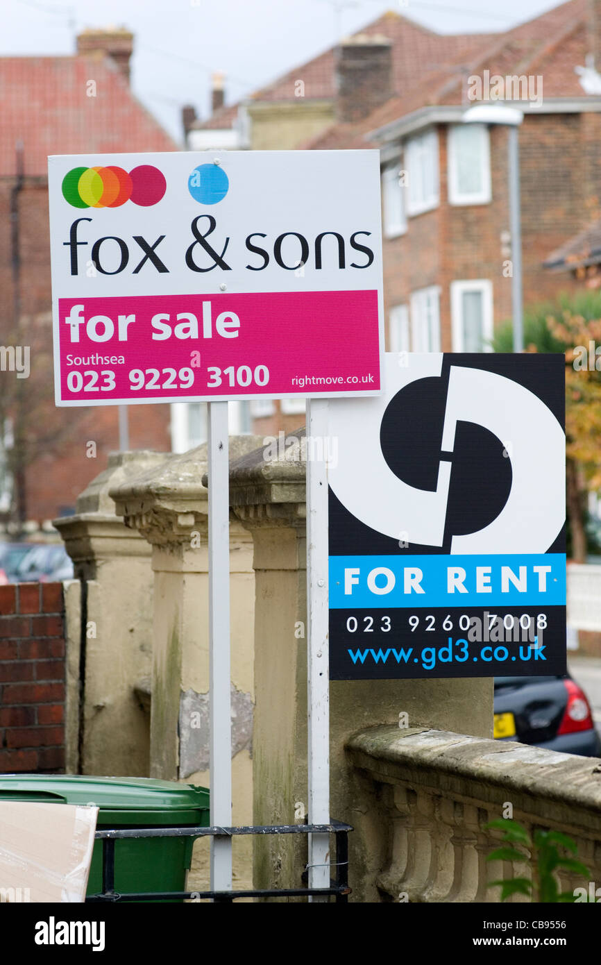 Buy to let signs hires stock photography and images Alamy
