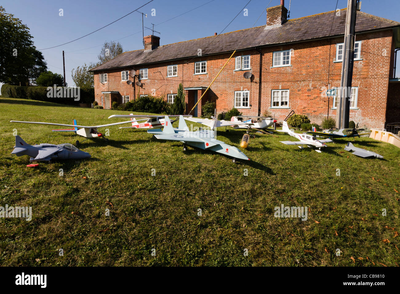 Collection of radio controlled model aircraft aeroplanes airplanes ...