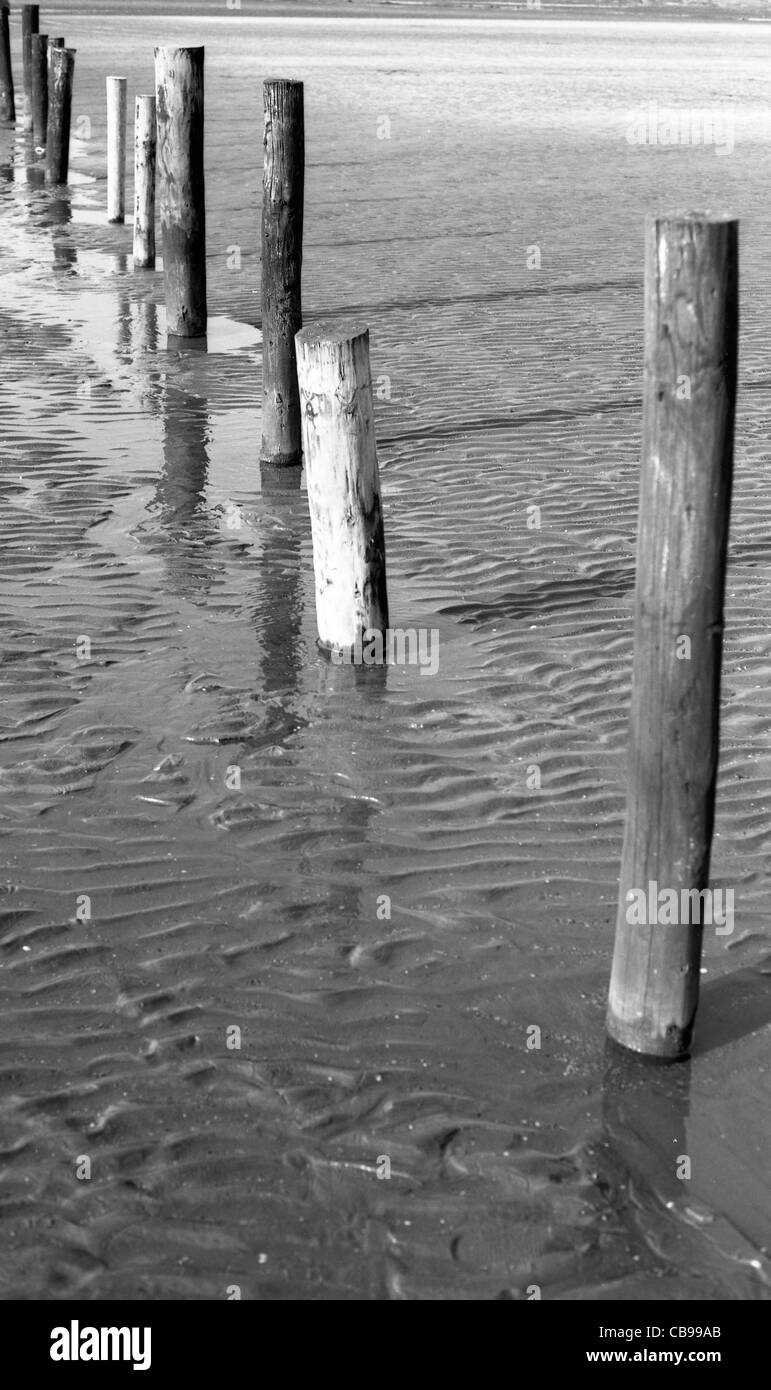 Black and white beach scenes Black and White Stock Photos & Images - Alamy